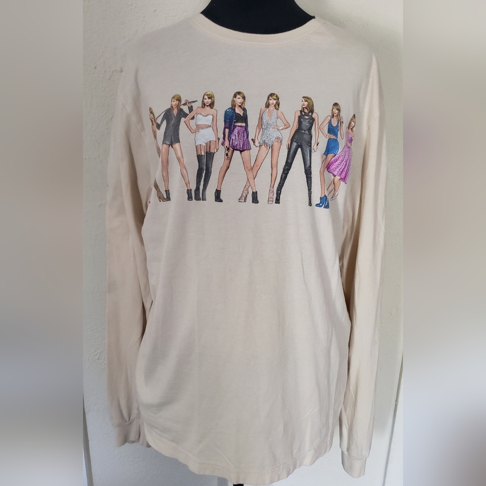 Taylor Swift 1989 Taylor's Version Cream Long Sleeve Graphic Tee